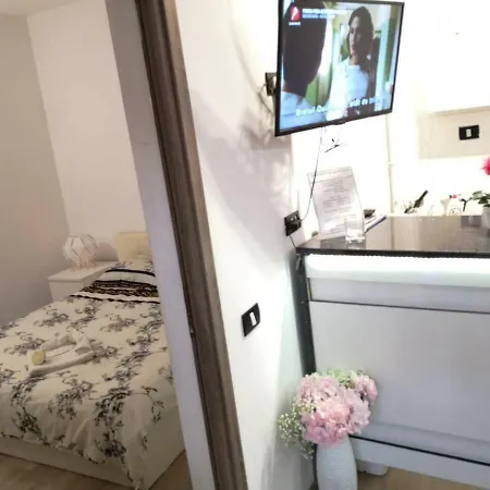 Apartament Plaja Modern Centru Vechi Langa Mare *